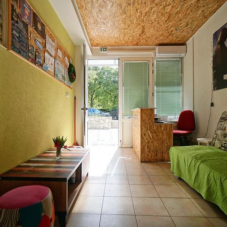 Oasis Hostel Split Exterior photo