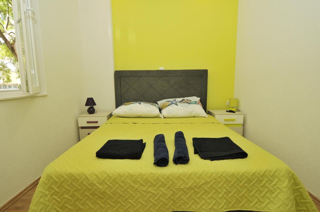 Oasis Hostel Split Exterior photo