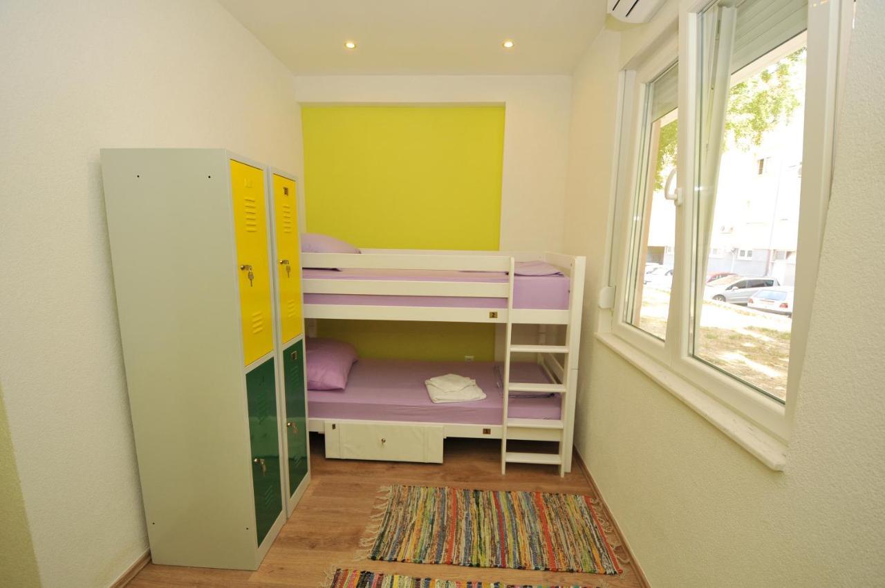 Oasis Hostel Split Exterior photo