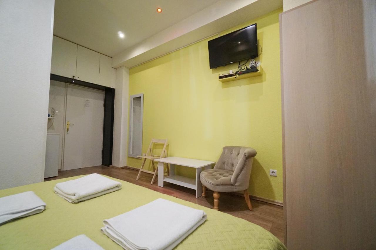 Oasis Hostel Split Exterior photo
